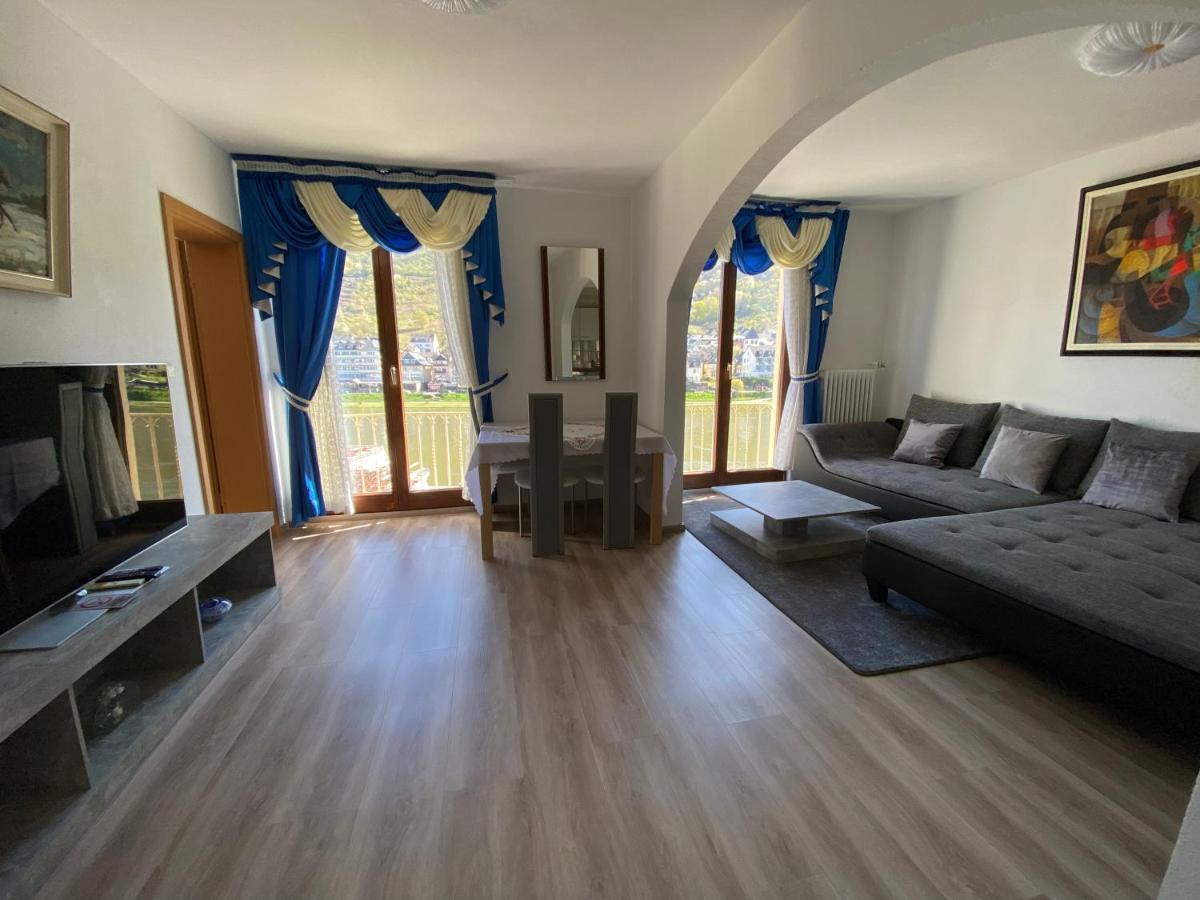 קוכם Holiday Apartment Mit Moselblick Im Moselhaus מראה חיצוני תמונה